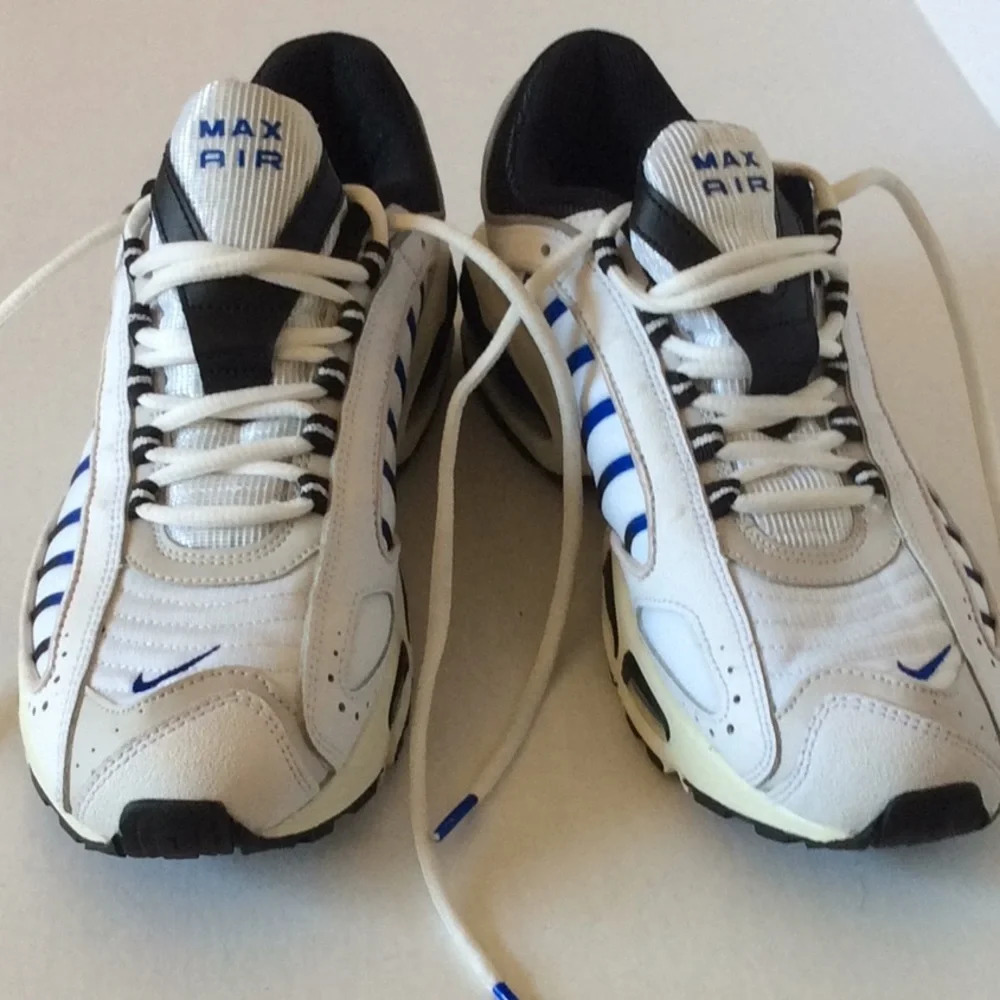 NWT Nike Air Max Size 8.5 - Picture 3 of 7